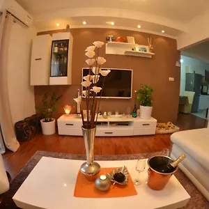 Beg Apartment