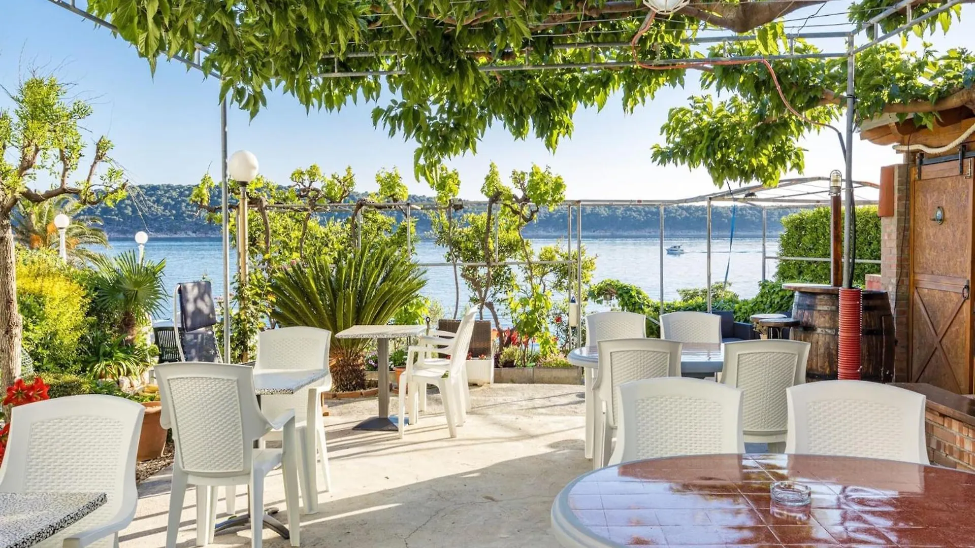 Magnificent Sea View, Boat Mooring - Jurica Ana Apartment Rab Town 0*,  Croatia