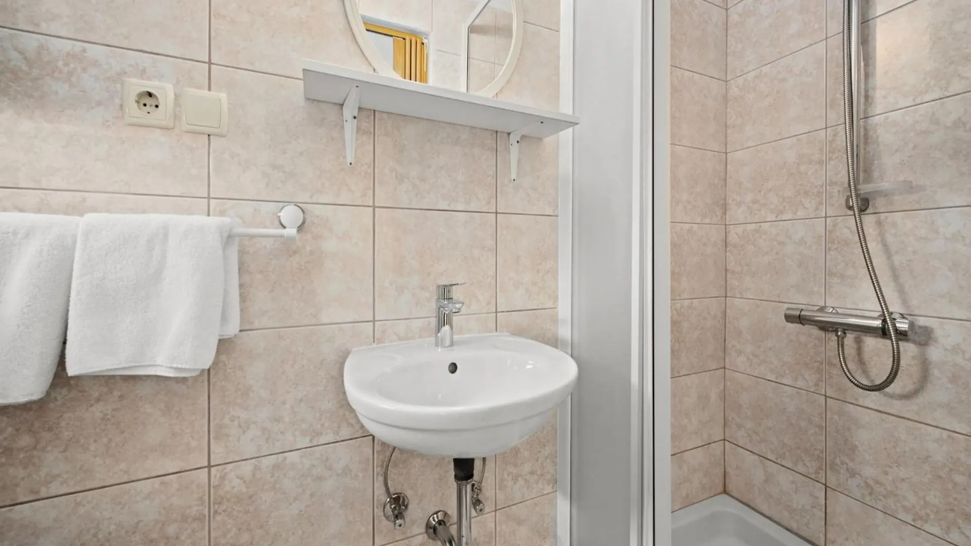 Magnificent Sea View, Boat Mooring - Jurica Ana Apartment Rab Town