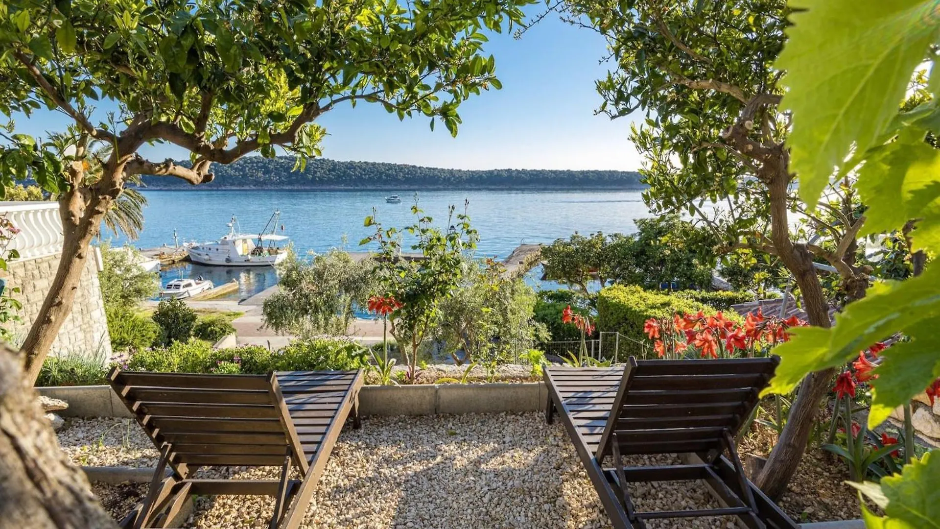 Magnificent Sea View, Boat Mooring - Jurica Ana Apartment Rab Town